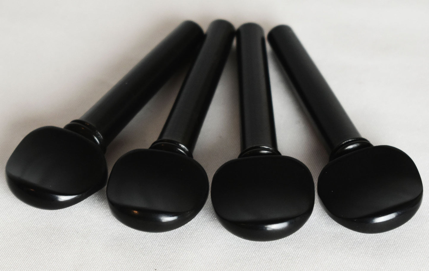 Swiss Style Violin Peg Set in Nero