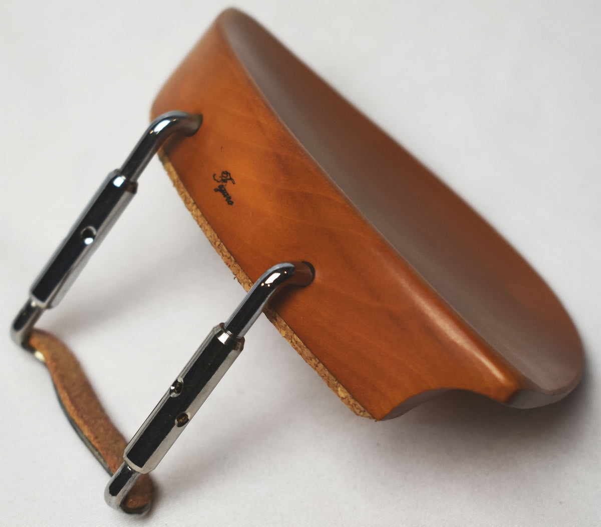 Handmade Berlin Violin or Viola Chinrest in Ceylonese Ebony or Himalayan Boxwood by Figaro Importers