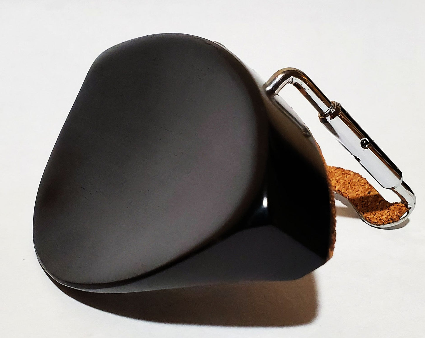 Handmade Berlin Violin Chinrest in Ceylonese Ebony or Himalayan Boxwood by Figaro Importers