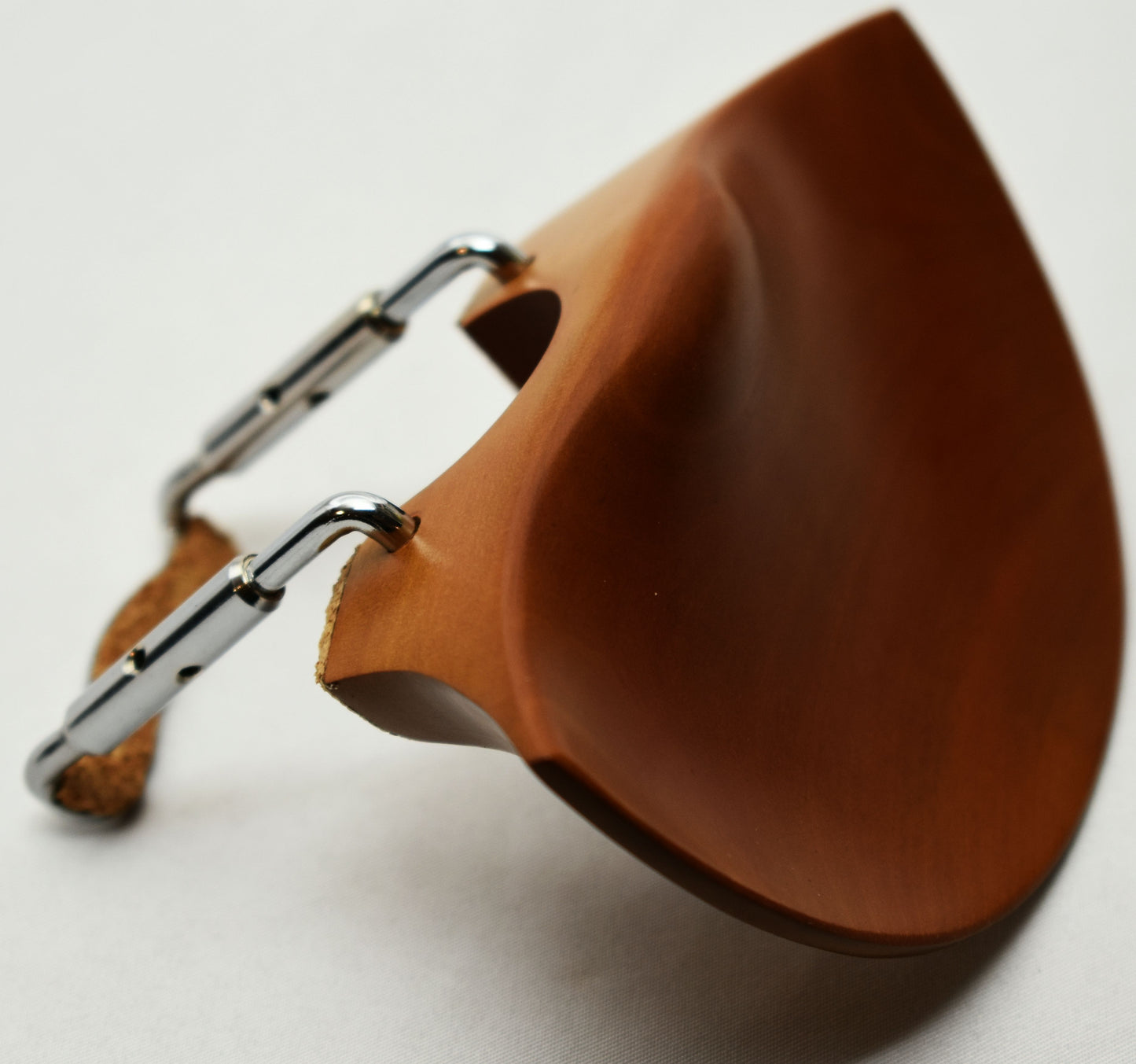 Handmade Darmstadt Violin Chinrest in Himalayan Boxwood, Ceylonese Ebony, or Indian Rosewood by Figaro Importers