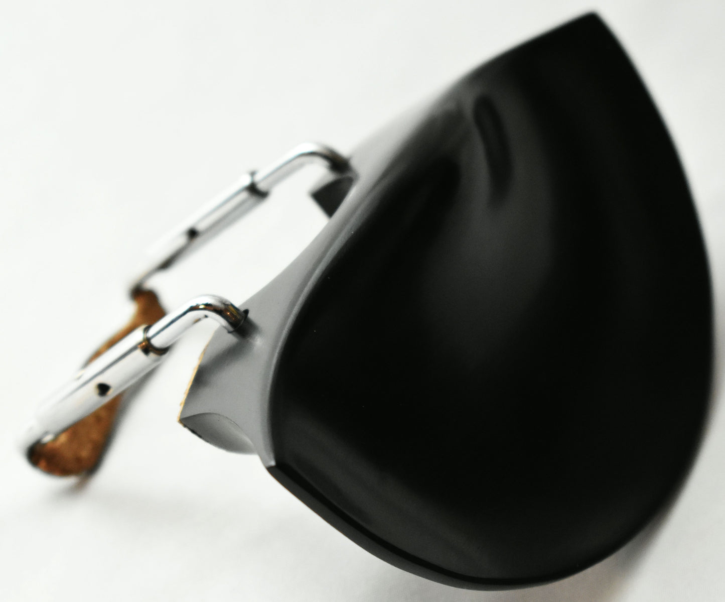 Handmade Darmstadt Violin Chinrest in Himalayan Boxwood, Ceylonese Ebony, or Indian Rosewood by Figaro Importers